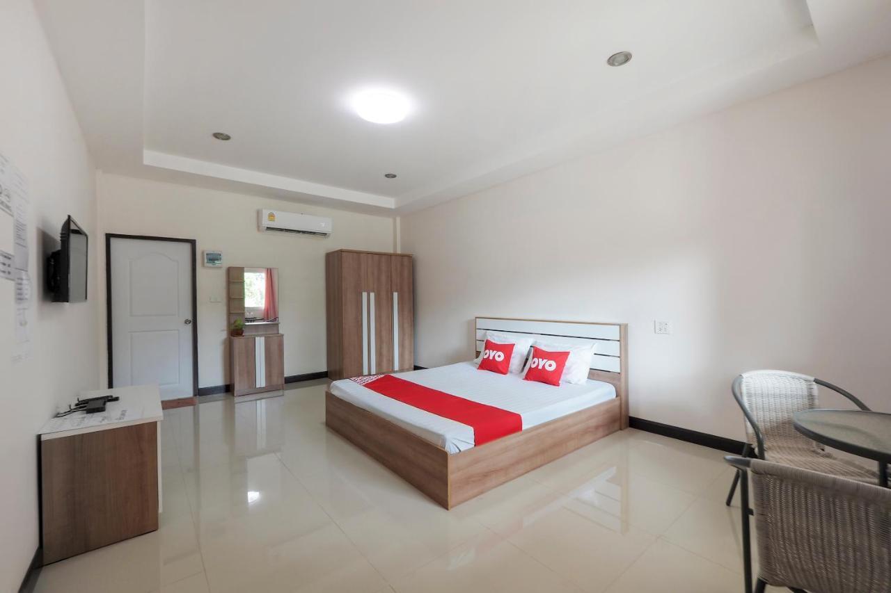 Oyo 75339 Full Frame Resort Kanchanaburi City Exteriör bild